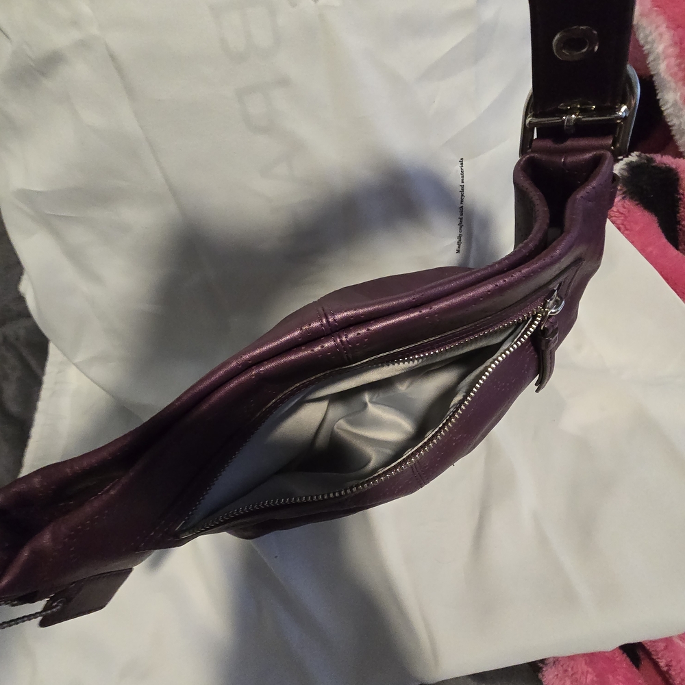 Coach PLUM Shoulder Bag - Picture 5 of 5